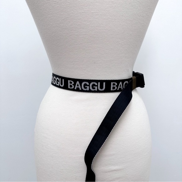 LAST CHANCE! BAGGU Olive Crossbody Bag - Picture 6 of 9